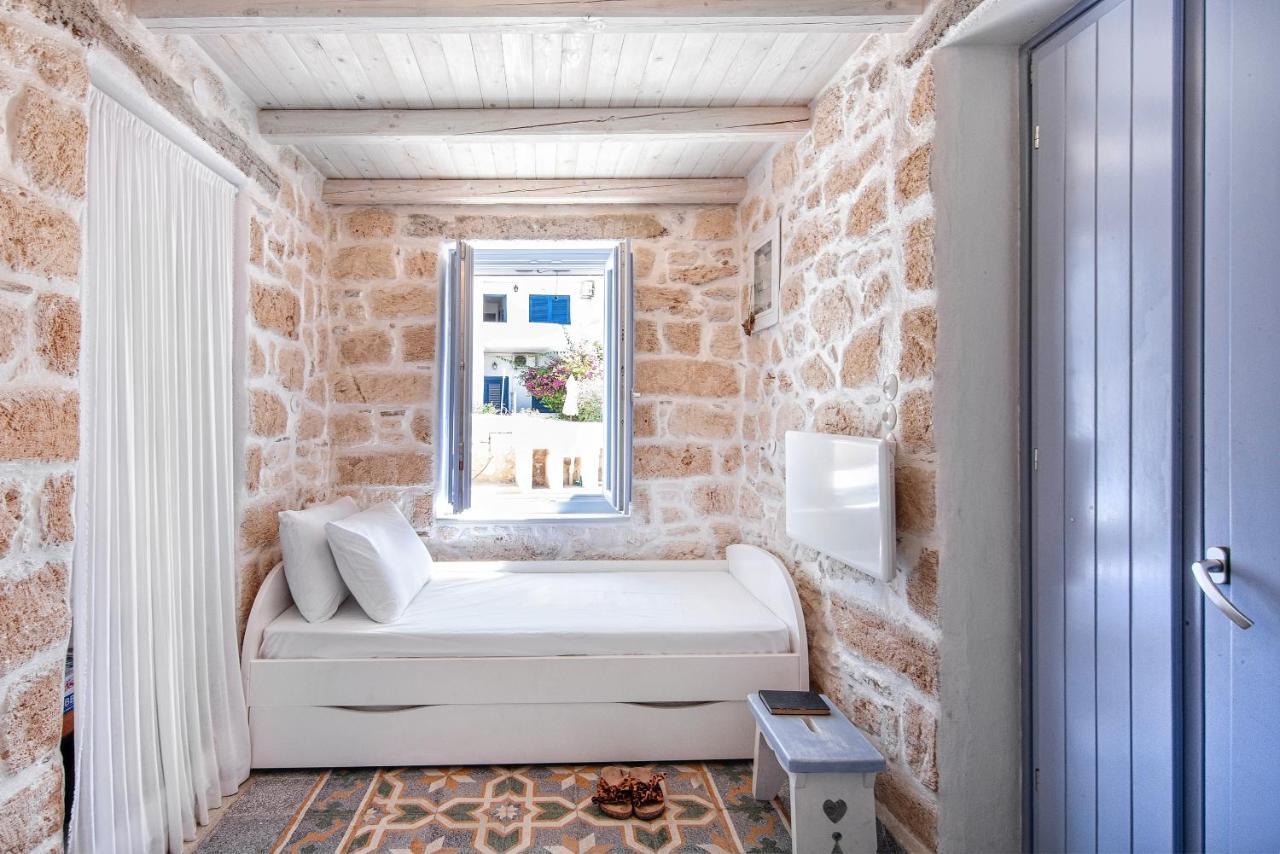 Terra E Sole Spa Suite Aegina Vathí Exterior foto